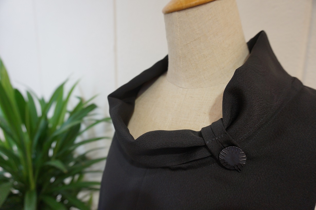 黒羽織のセットアップ　着物リメイク